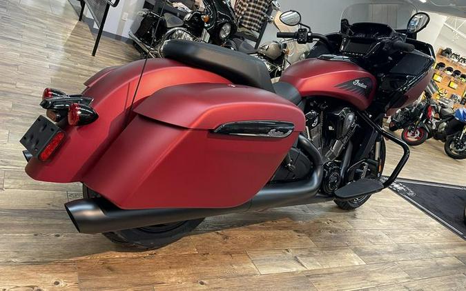 2024 Indian Motorcycle® Challenger® Dark Horse® Sunset Red Smoke