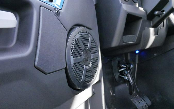 2025 Yamaha Wolverine RMAX4 1000 Limited