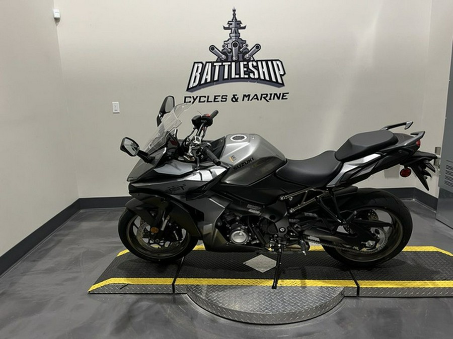 2025 Suzuki GSX-S1000GT+