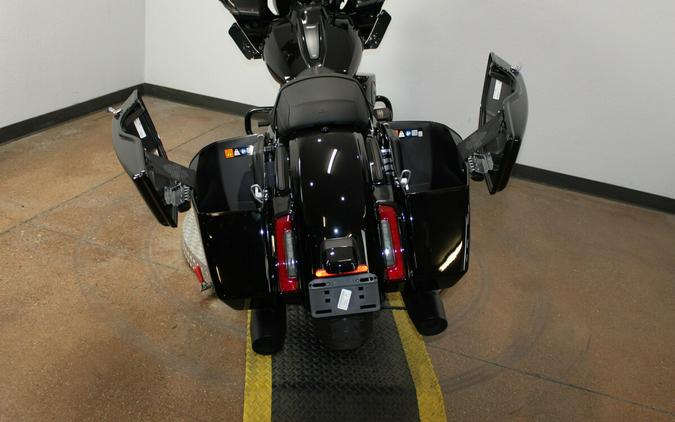 Harley-Davidson® Road Glide® 2026 FLTRX 84667316 VIVID BLACK