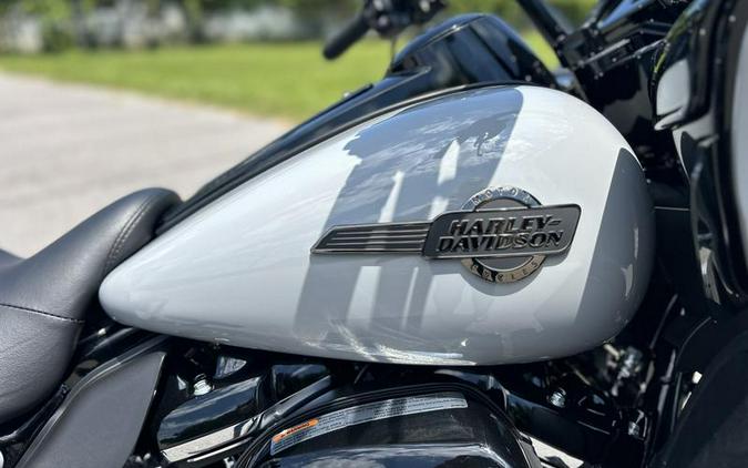 2024 Harley-Davidson® FLTRK - Road Glide® Limited