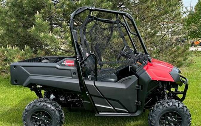 2025 Honda Pioneer 700 Deluxe