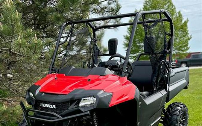 2025 Honda Pioneer 700 Deluxe