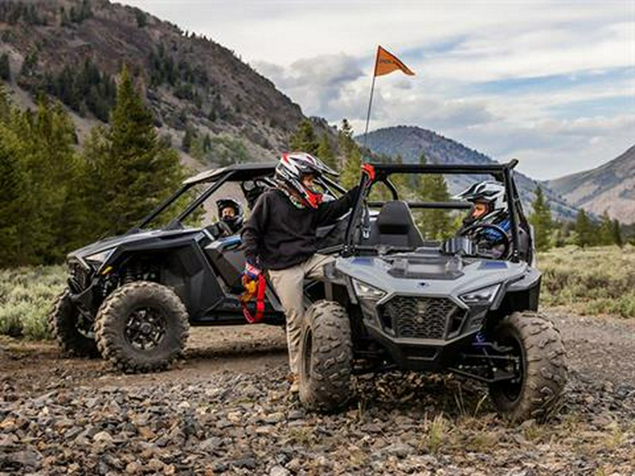 2025 Polaris RZR 200 EFI