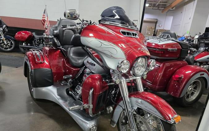 2019 Harley-Davidson® FLHTCUTG - Tri Glide® Ultra