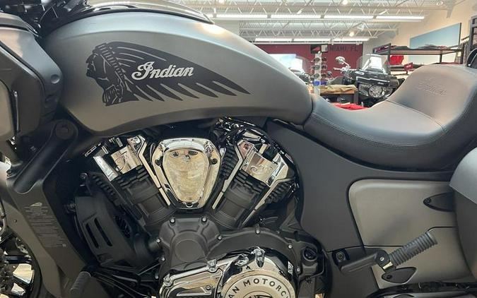 2024 Indian Motorcycle® Challenger® Titanium Smoke