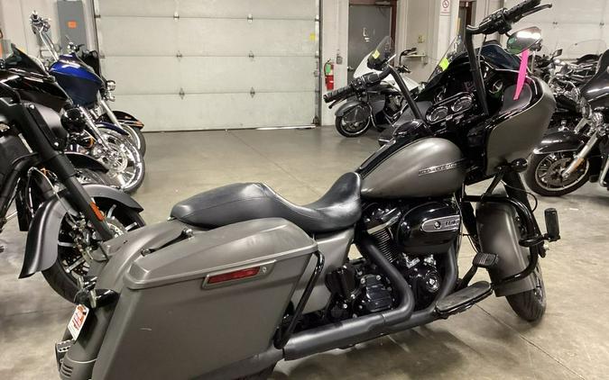 2019 Harley-Davidson® FLTRXS - Road Glide® Special