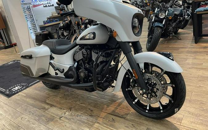 2024 Indian Motorcycle® Chieftain® Dark Horse® Ghost White Metallic Smoke