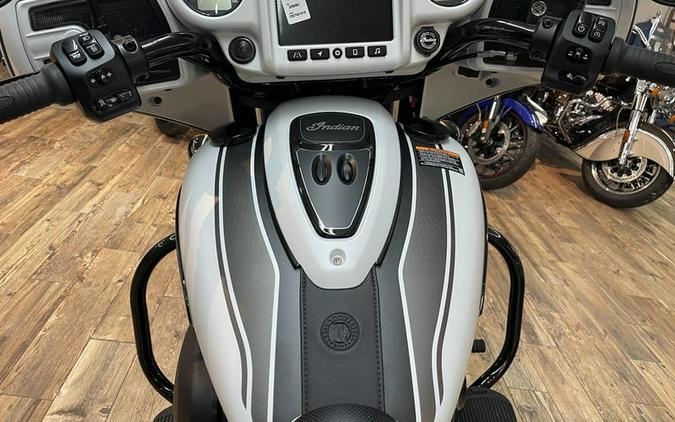 2024 Indian Motorcycle® Chieftain® Dark Horse® Ghost White Metallic Smoke