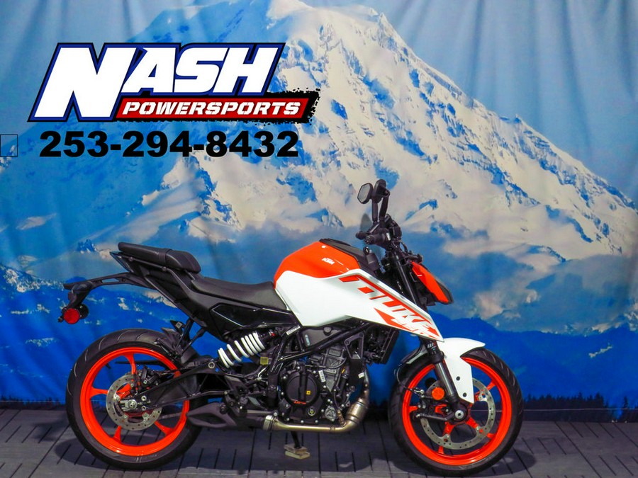 2024 KTM 250 Duke