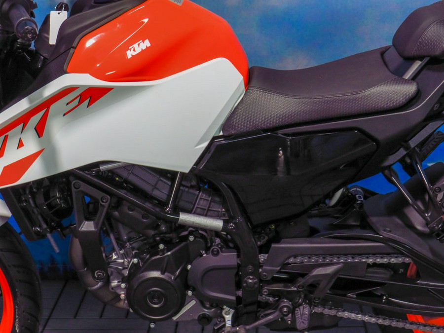 2024 KTM 250 Duke