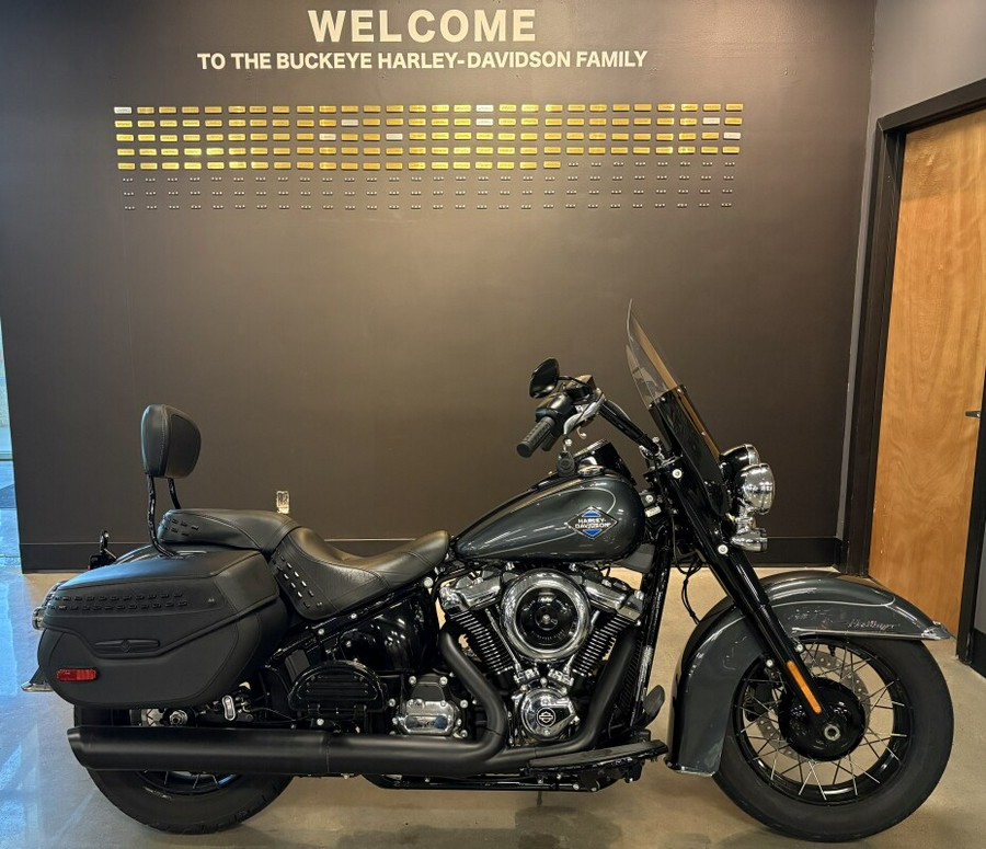 2025 Harley-Davidson® Heritage Classic Iron Horse Metallic w/Laced Wheels