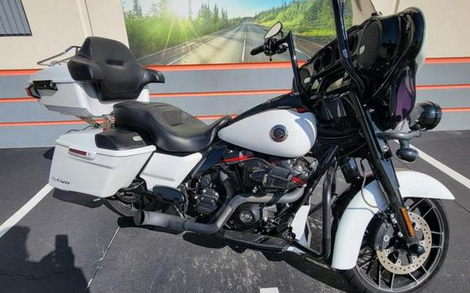 2021 Harley-Davidson® FLHXSE - CVO™ Street Glide®