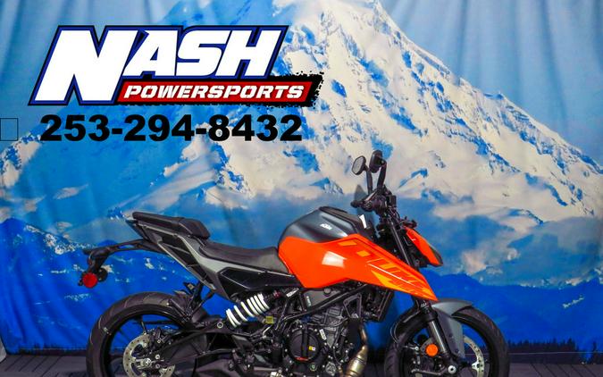 2024 KTM 250 Duke First Look [13 All-New Fast Facts]