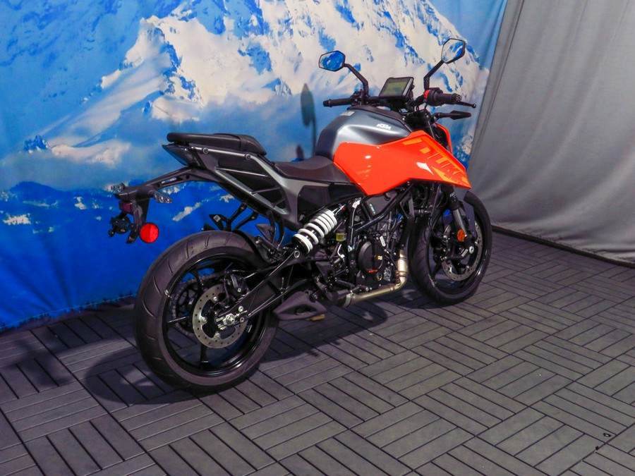 2024 KTM 250 Duke