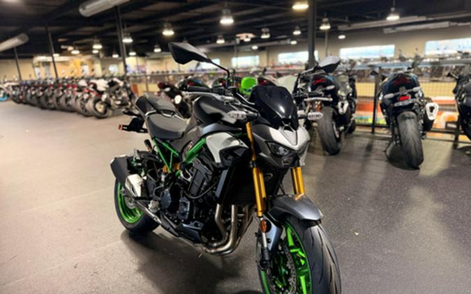 2026 Kawasaki Z900 SE ABS