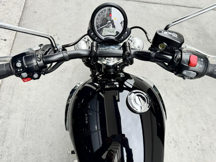 2018 Triumph Bonneville Speedmaster Jet Black