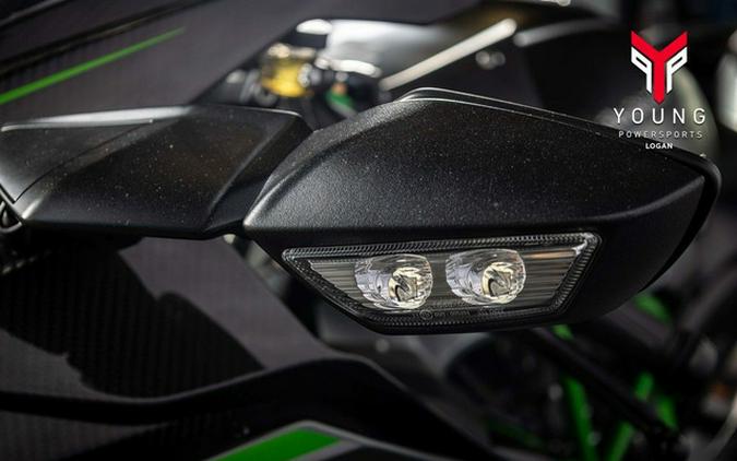 2022 Kawasaki Ninja H2 Carbon