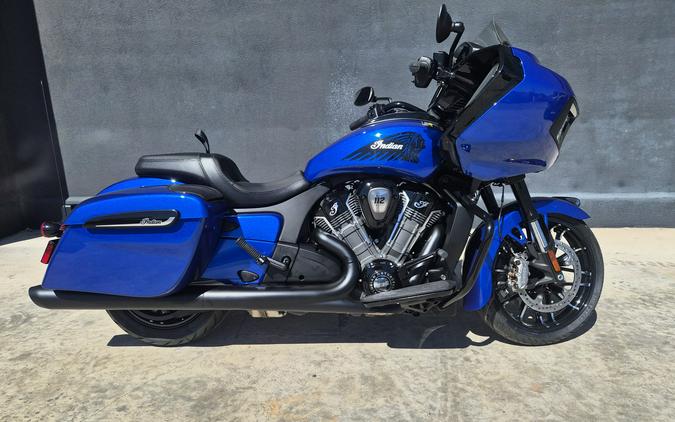 2026 Indian Motorcycle Challenger® Dark Horse® 112 with PowerBand Audio Package
