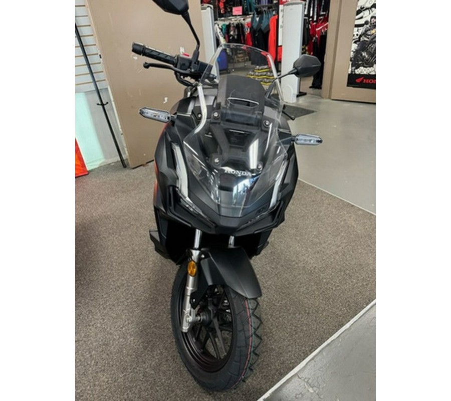 2025 Honda ADV160