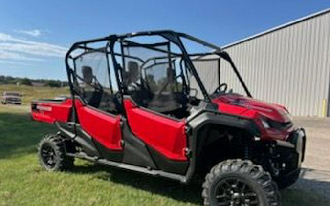2025 Honda Pioneer 1000-6 Deluxe Crew