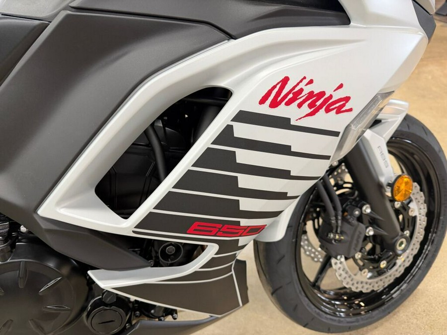 2026 Kawasaki Ninja® 650 ABS