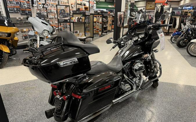 2016 Harley-Davidson® Road Glide® Special Black Quartz