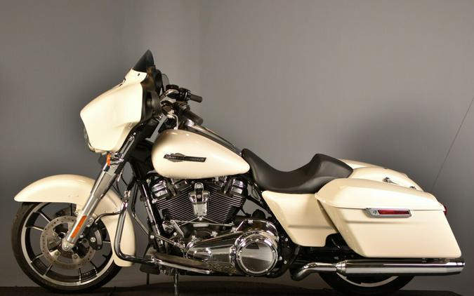 2022 Harley-Davidson Street Glide