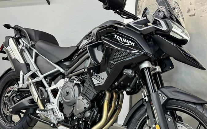 2025 Triumph Tiger 1200 GT Pro Sapphire Black