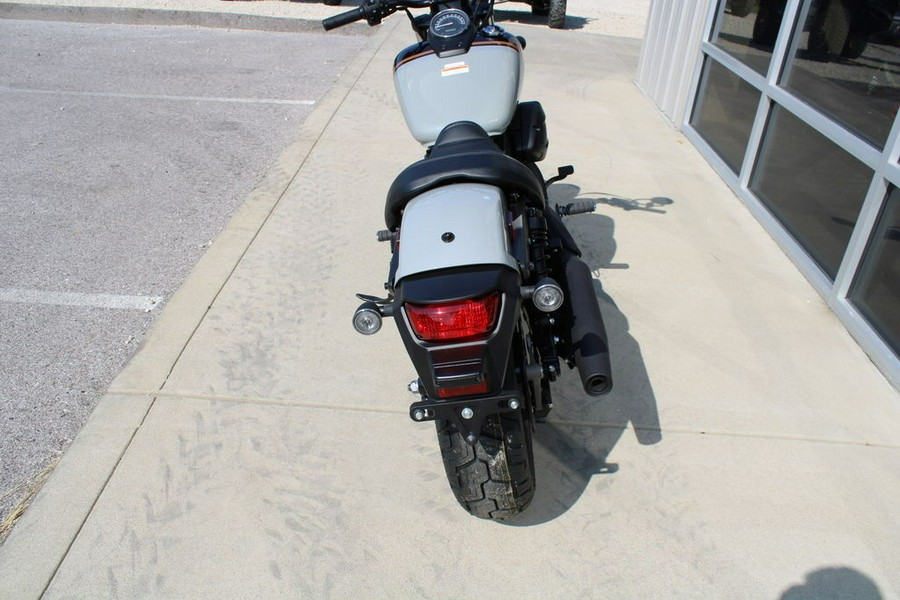 2024 Honda® VT750C2BR