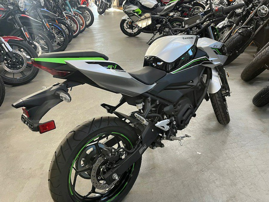 2024 Kawasaki Z e-1 ABS