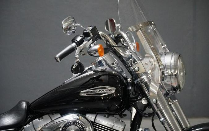 2013 Harley-Davidson® FLD - Dyna® Switchback™