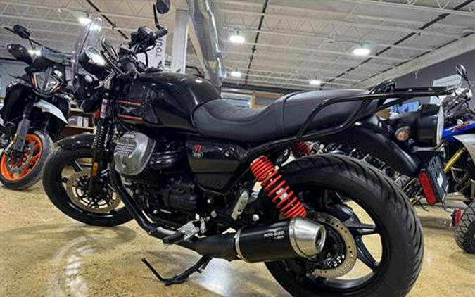 2023 Moto Guzzi V7 Special Edition