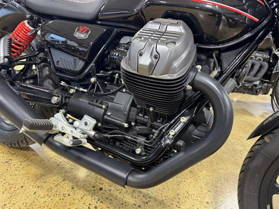 2023 Moto Guzzi V7 Special Edition