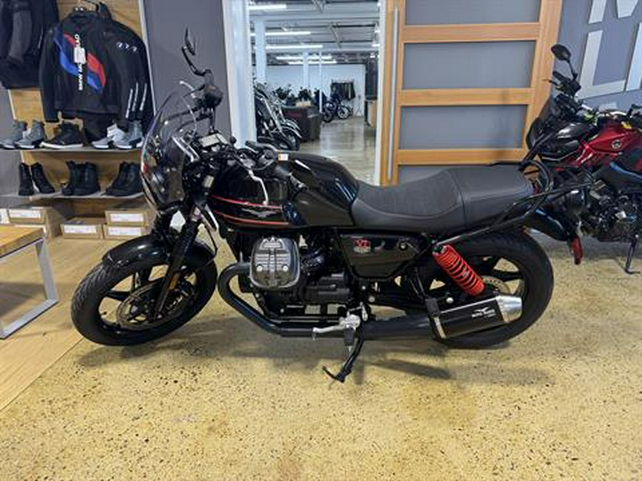 2023 Moto Guzzi V7 Special Edition