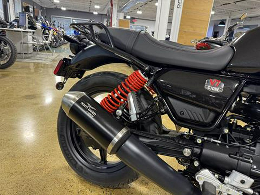 2023 Moto Guzzi V7 Special Edition
