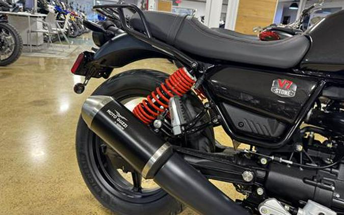 2023 Moto Guzzi V7 Special Edition