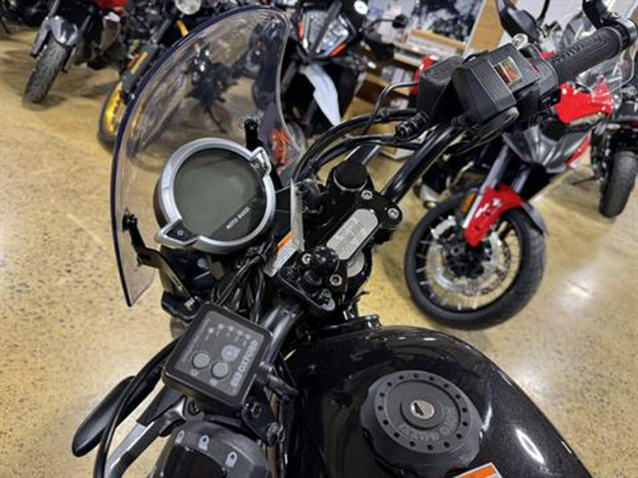 2023 Moto Guzzi V7 Special Edition