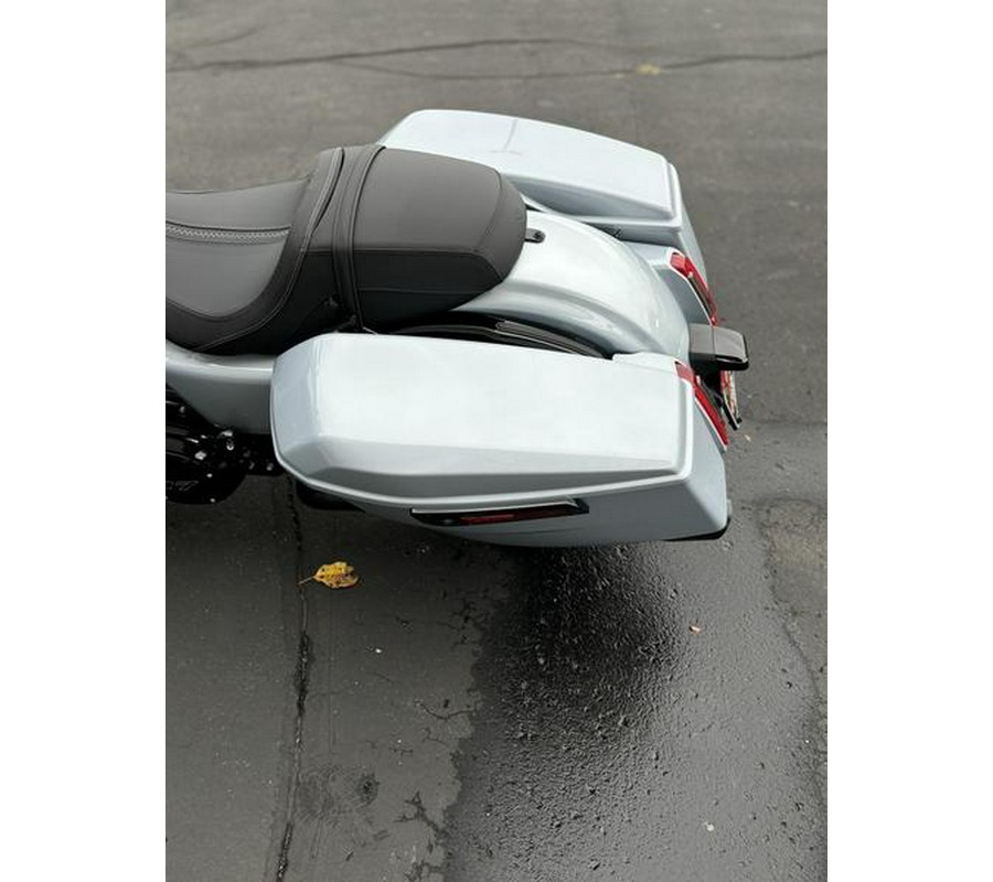 2024 Harley-Davidson® FLTRX - Road Glide®