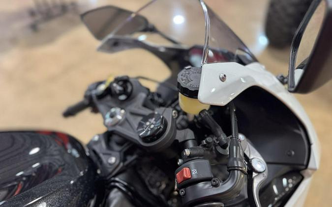 2026 Kawasaki Ninja® ZX™-6R