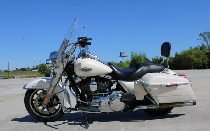 2015 Harley-Davidson® FLHR - Road King®