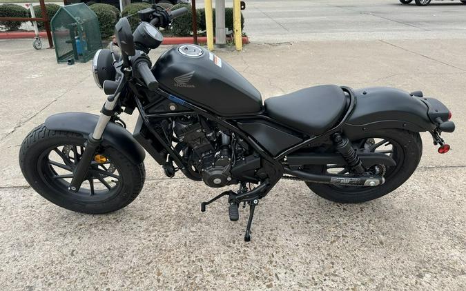 2026 Honda® Rebel 300 E-Clutch