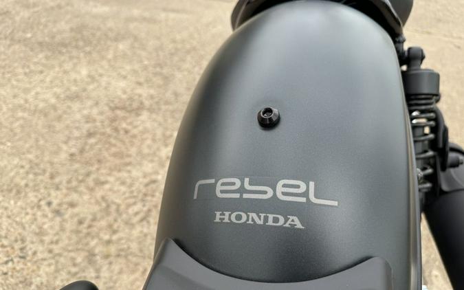 2026 Honda® Rebel 300 E-Clutch