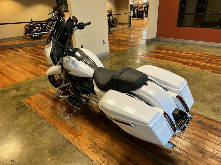 New 2024 Harley-Davidson Street Glide Grand American Touring Motorcycle For Sale Near Memphis, TN