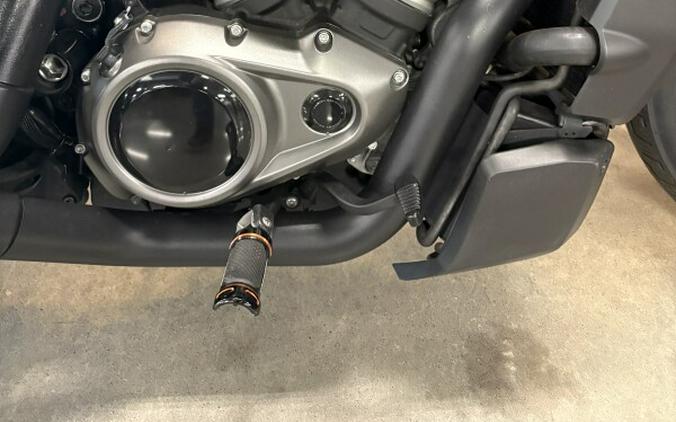 2023 Harley-Davidson® Nightster™ Vivid Black