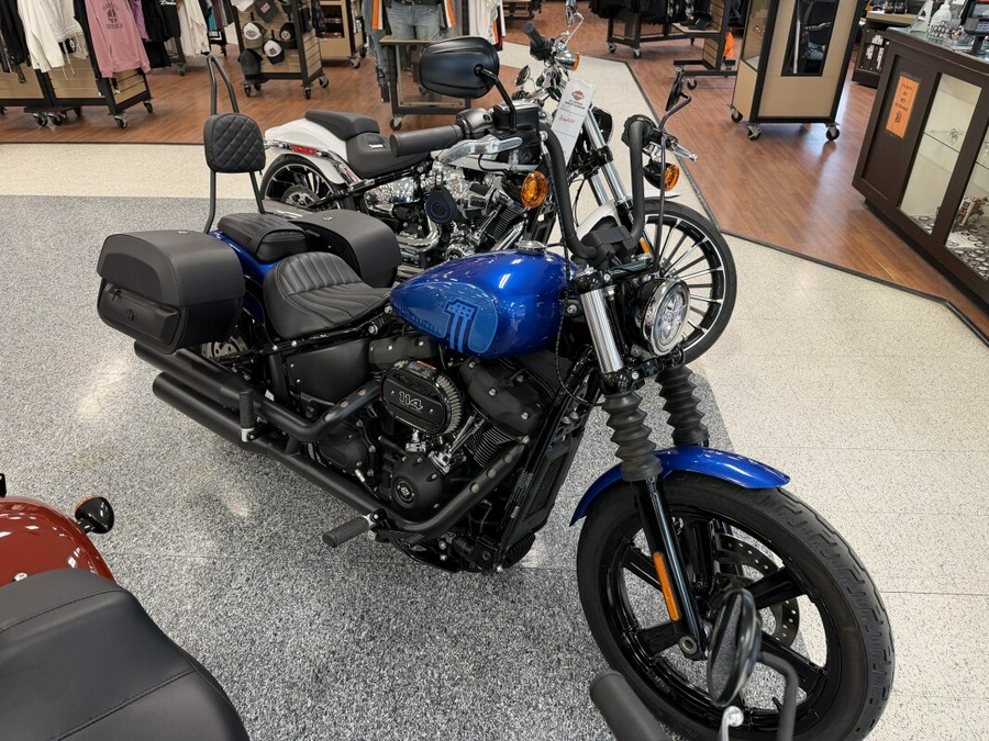 2024 Harley-Davidson® Street Bob® 114 Blue Burst