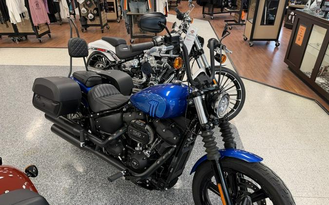 2024 Harley-Davidson® Street Bob® 114 Blue Burst