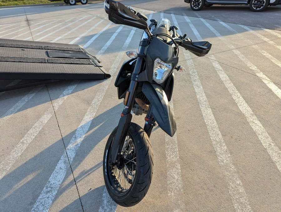 2019 KTM 690 SMC R