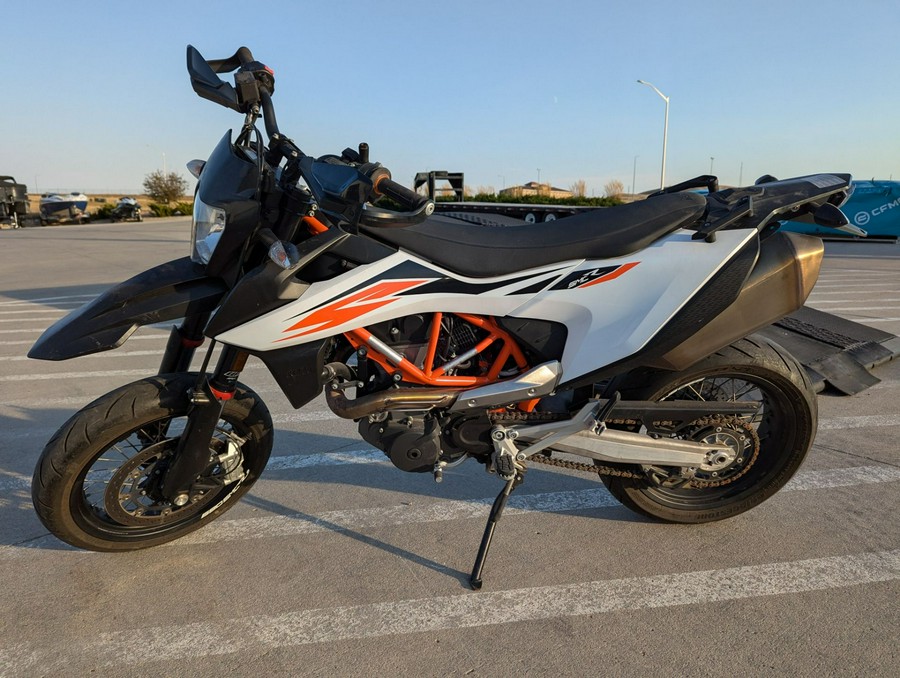 2019 KTM 690 SMC R