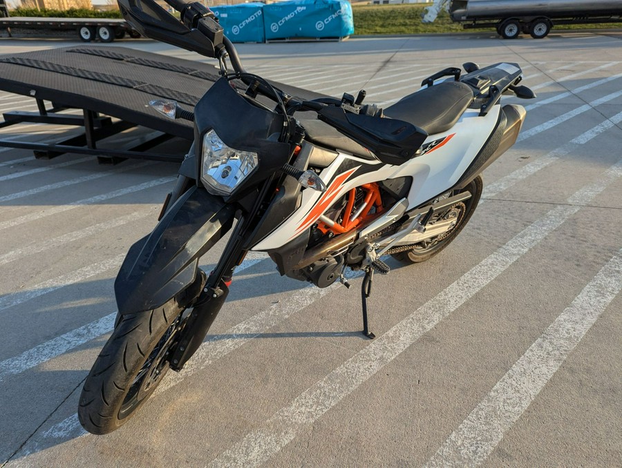 2019 KTM 690 SMC R